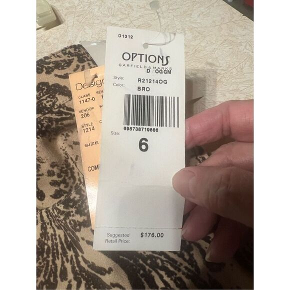 Options Garfield & Marks Printed Beige/Brown Pants Sz 6 NWT - Picture 8 of 8
